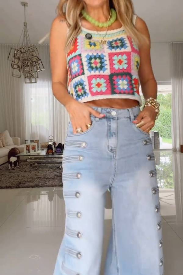 Light Wash Wide Leg Jeans With Side Metal Buttons