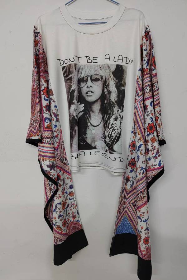 Legend Graphic Sleeve Top