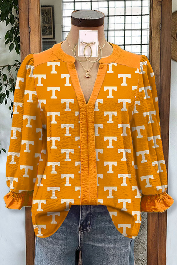 Tennessee Print Pleated V-neck Puff Sleeve Top