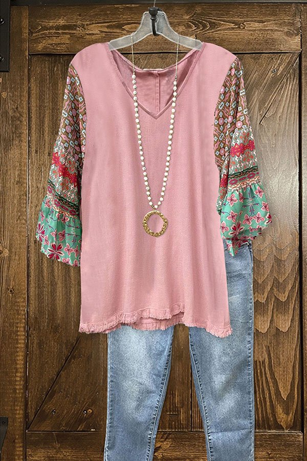 Graphic Print Paneled Frayed V-neck Top