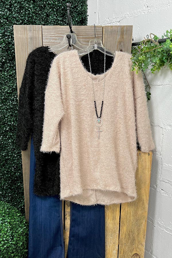 WOMEN'S V NECK SWEATER