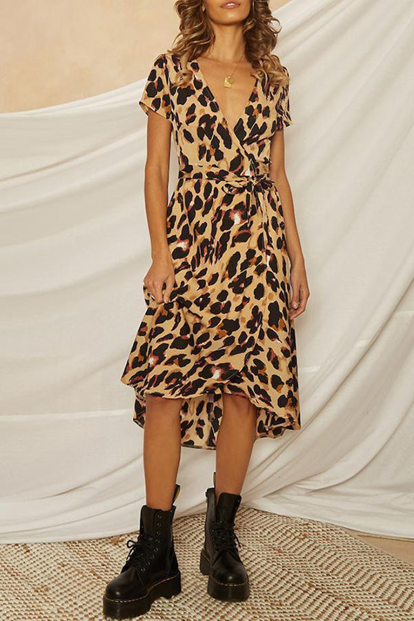 V-Neck Short Sleeve Leopard Print Lace-Up Mid-Length Slit Dress